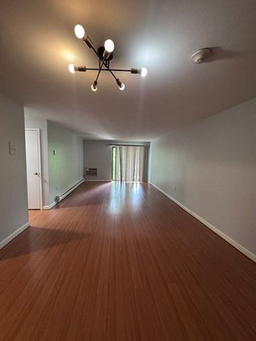 1321 Worcester Road 208, Framingham, MA 01701