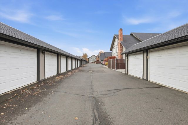 304 E Weile Ave, Spokane, WA 99208