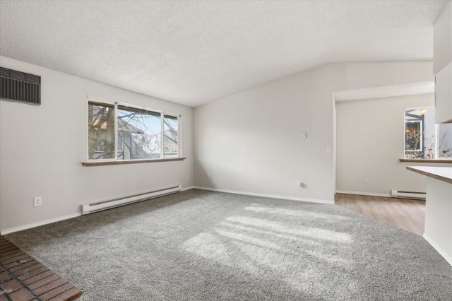 304 E Weile Ave, Spokane, WA 99208