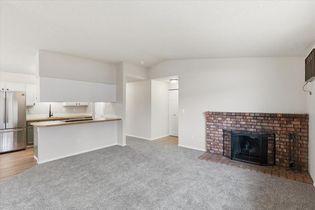 304 E Weile Ave, Spokane, WA 99208