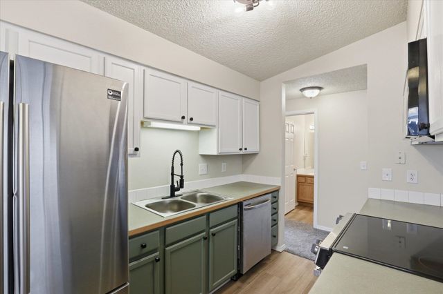 304 E Weile Ave, Spokane, WA 99208