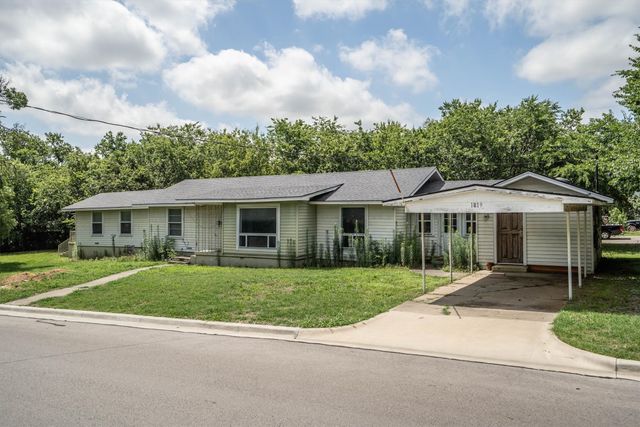 1819 Panhandle Street, Denton, TX 76201