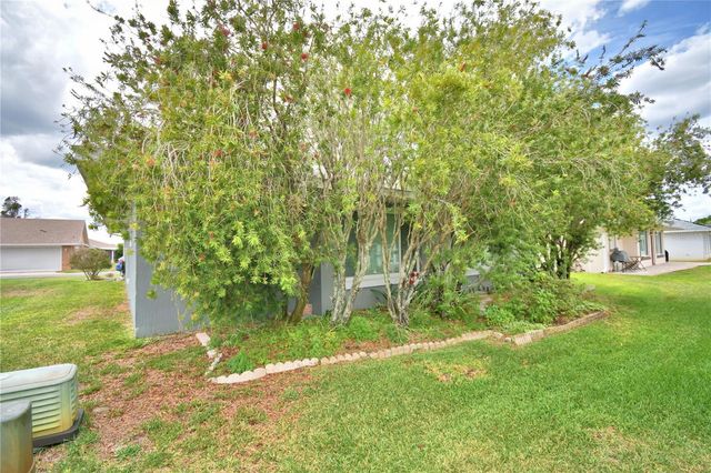 679 SWEETWATER WAY E, Haines City, FL 33844