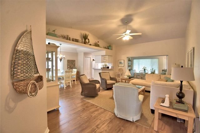 679 SWEETWATER WAY E, Haines City, FL 33844