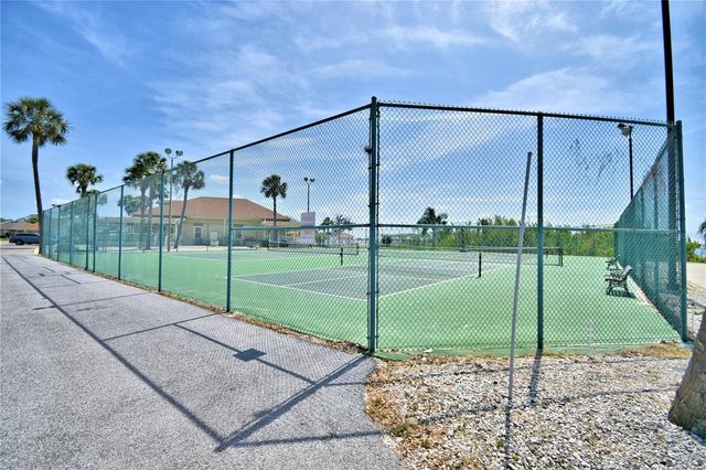 679 SWEETWATER WAY E, Haines City, FL 33844