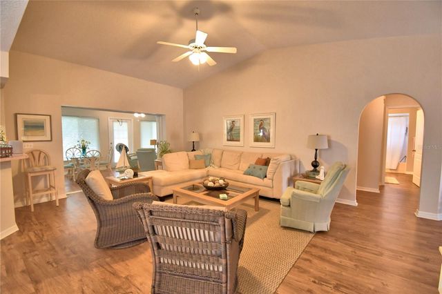 679 SWEETWATER WAY E, Haines City, FL 33844