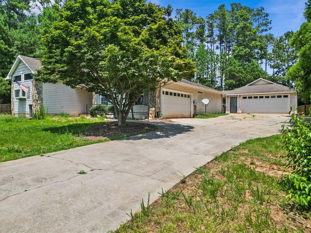 102 St Clair Road, Anderson, SC 29626