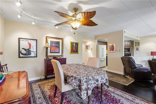 305 Hay Street 3-B, Regent Square, PA 15221