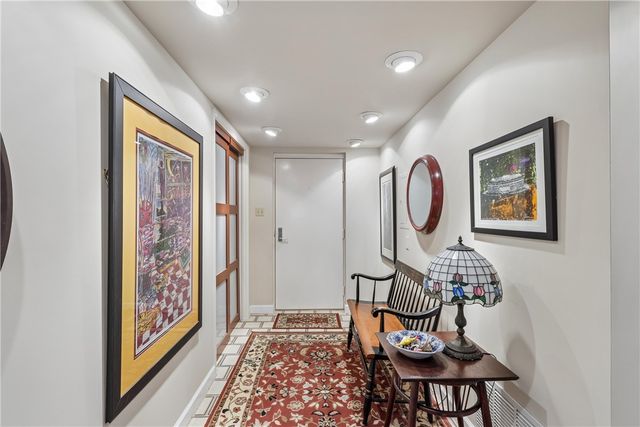305 Hay Street 3-B, Regent Square, PA 15221