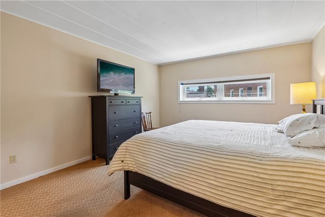 305 Hay Street 3-B, Regent Square, PA 15221