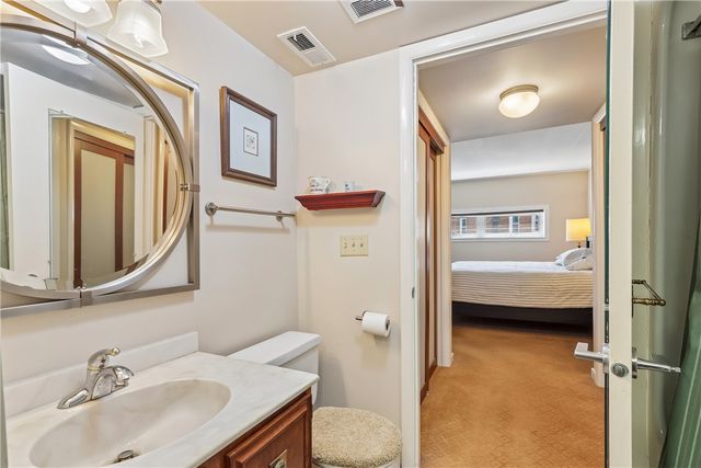 305 Hay Street 3-B, Regent Square, PA 15221