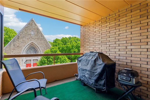 305 Hay Street 3-B, Regent Square, PA 15221