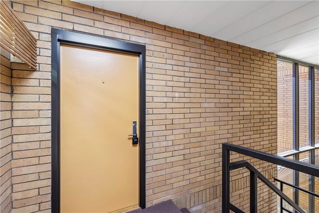 305 Hay Street 3-B, Regent Square, PA 15221