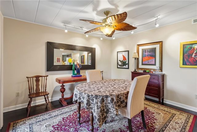 305 Hay Street 3-B, Regent Square, PA 15221