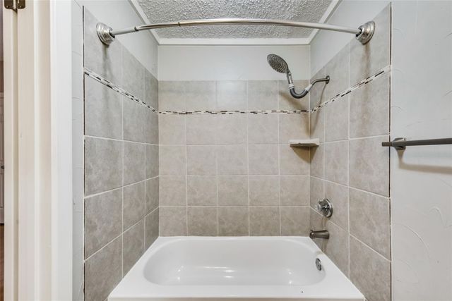 8750 Park Lane C-136, Dallas, TX 75231