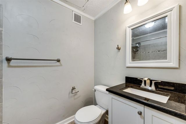 8750 Park Lane C-136, Dallas, TX 75231