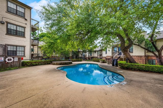 8750 Park Lane C-136, Dallas, TX 75231
