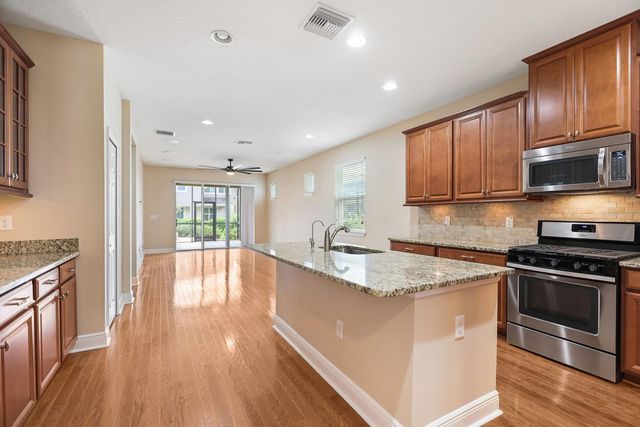 14313 AZALEA POND COURT, Lithia, FL 33547