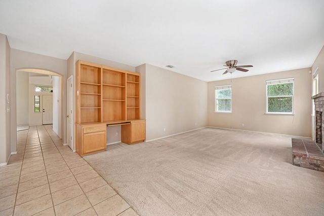 1922 Northgate Dr, Manteca, CA 95336