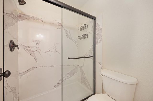 1922 Northgate Dr, Manteca, CA 95336