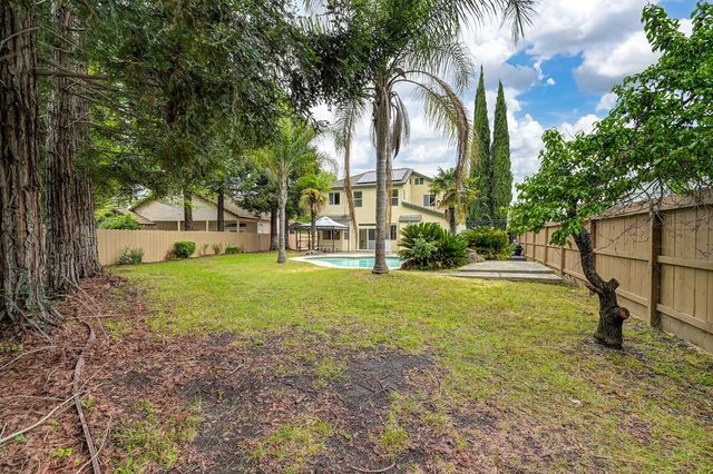 1922 Northgate Dr, Manteca, CA 95336