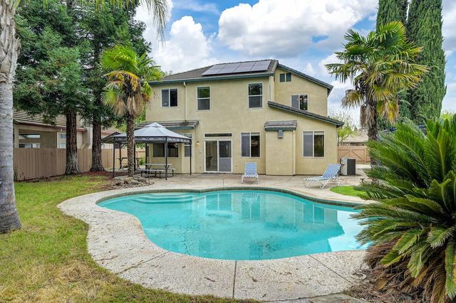 1922 Northgate Dr, Manteca, CA 95336