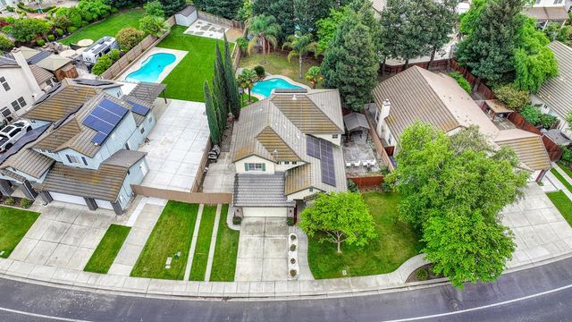 1922 Northgate Dr, Manteca, CA 95336