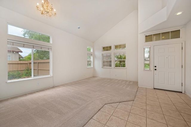 1922 Northgate Dr, Manteca, CA 95336