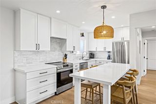 15 15th Street 19, Hermosa Beach, CA 90254