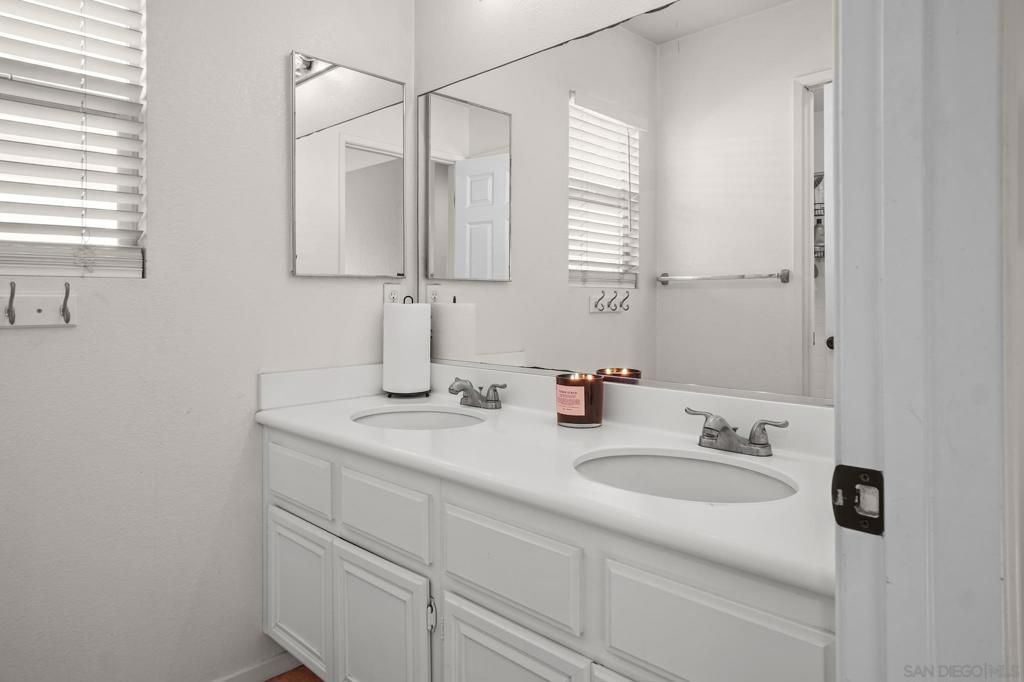 Image 24 of property listing at 5031 Cimarron Way, San Diego, CA 92154