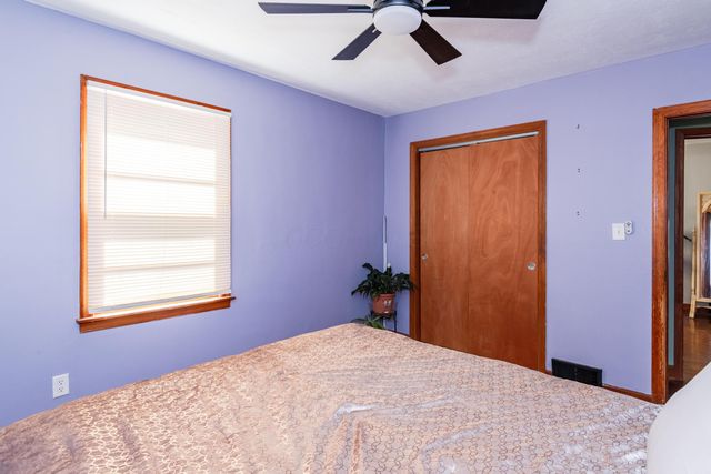 221 W Parkwood Avenue, Springfield, OH 45506