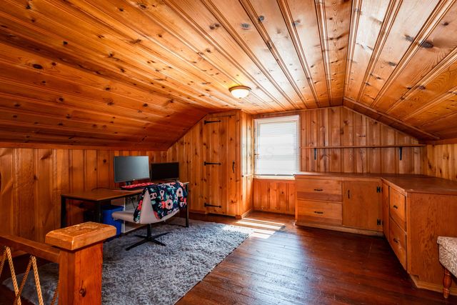 221 W Parkwood Avenue, Springfield, OH 45506