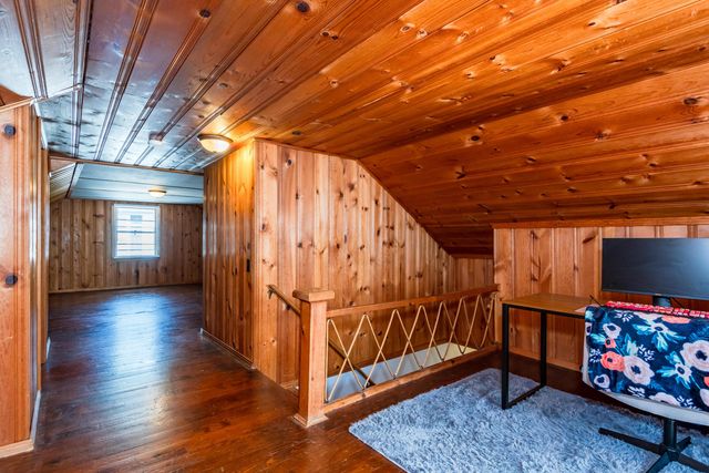 221 W Parkwood Avenue, Springfield, OH 45506