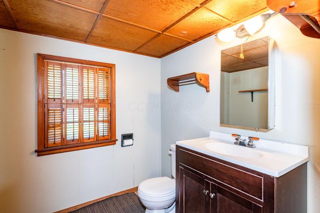 221 W Parkwood Avenue, Springfield, OH 45506