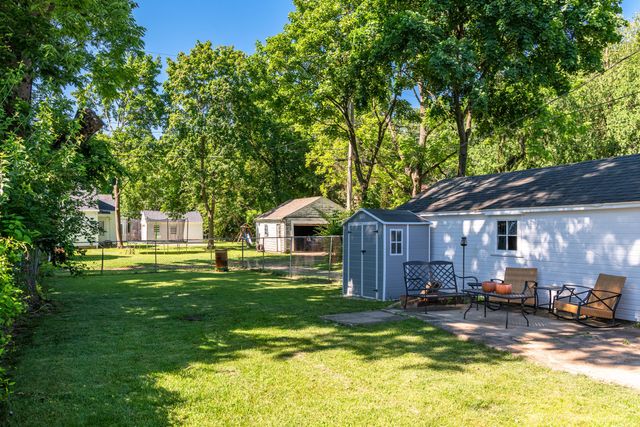 221 W Parkwood Avenue, Springfield, OH 45506