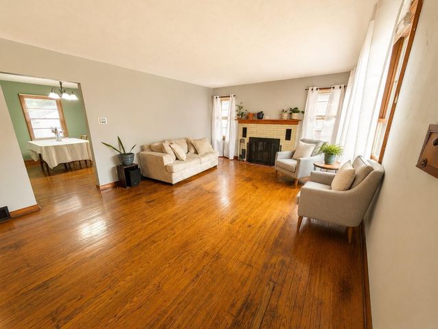 221 W Parkwood Avenue, Springfield, OH 45506