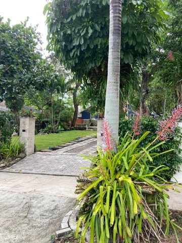 824 35th Street, West Palm Beach, FL 33407