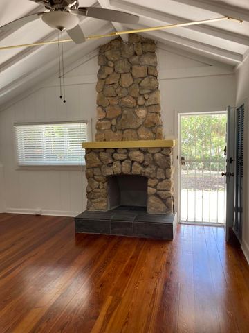 824 35th Street, West Palm Beach, FL 33407