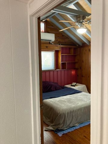 824 35th Street, West Palm Beach, FL 33407