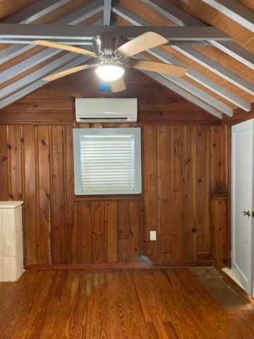 824 35th Street, West Palm Beach, FL 33407