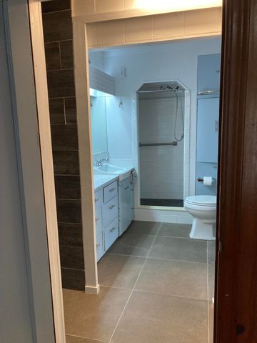 824 35th Street, West Palm Beach, FL 33407