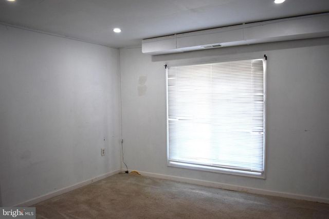 720 SIXTH RD, Newtonville, NJ 08346