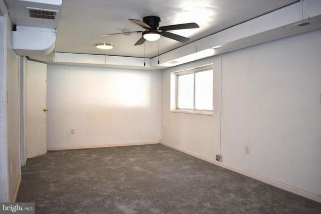 720 SIXTH RD, Newtonville, NJ 08346