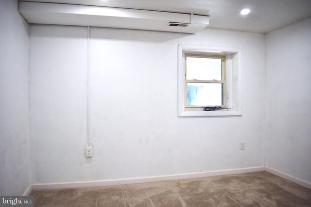 720 SIXTH RD, Newtonville, NJ 08346