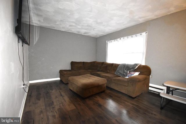 720 SIXTH RD, Newtonville, NJ 08346