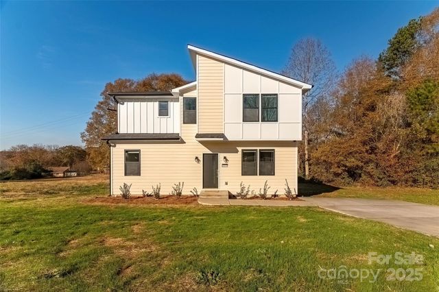 3024 Poplar Circle, Shelby, NC 28152