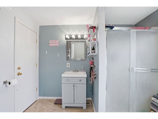 4714 Nw DIVISION Ave, Vancouver, WA 98663