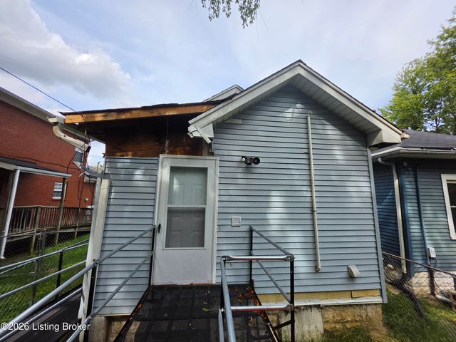 3234 Herman St, Louisville, KY 40212