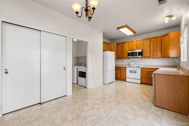 4967 Stoneham Avenue, Castle Rock, CO 80104