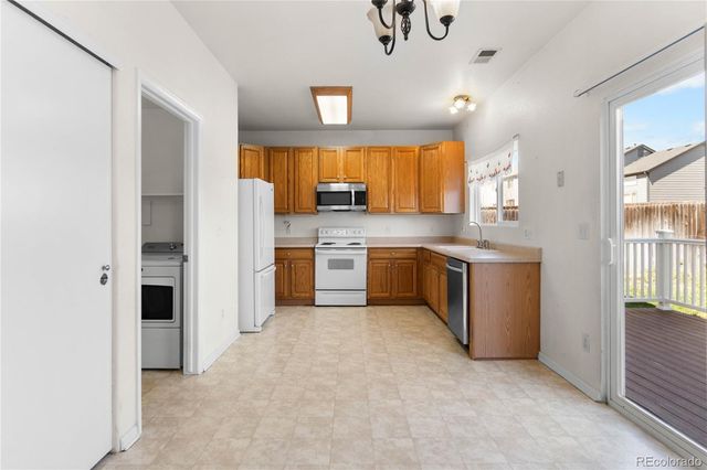 4967 Stoneham Avenue, Castle Rock, CO 80104